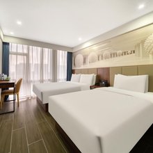舒美酒店(杭州滨江龙湖天街江汉路地铁站店)