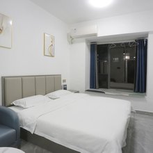 云美民宿(长沙南站店)
