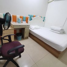 爱华公寓(王家湾地铁站摩尔城店)