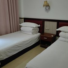 珙县雨荷商务宾馆