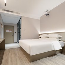 曼途酒店(武汉星光建材城店)