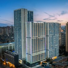 长沙万家丽广场高桥北地铁站亚朵酒店