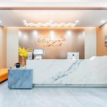 亚季酒店(乌拉特前旗乌拉山西站店)
