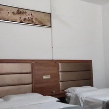西安华鑫宾馆(郭杜西地铁站店)