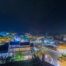 山里寒舍民宿(凤凰古城店)