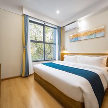 比邻逸居酒店(火车东站西广场店)
