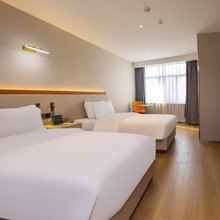 清沐酒店(南京玄武湖景区玄武门地铁站店)