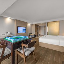 五佳二酒店(龙兴龙驿大道地铁站店)