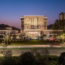 上高镜花湾酒店