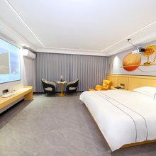左岸轻奢公寓(湛江坡头南油店)
