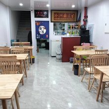 齐齐哈尔关姐快餐住宿