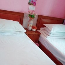 鑫渝旅舍(袁家岗地铁站店)