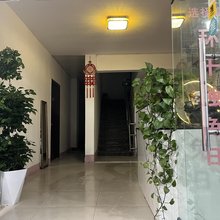 高雅公寓(信阳师范学院店)