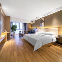 乐澜精致酒店(百荣世贸鑫苑都汇广场店)