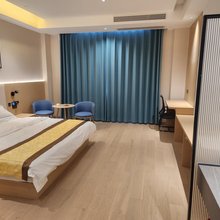 蓝湾酒店(阜阳动车站店)