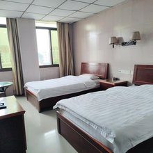 龙海春发旅馆