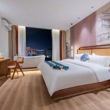 季风酒店