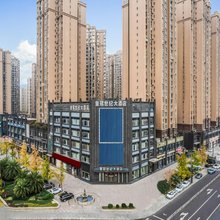 皇冠世纪大酒店(成都凤凰山体育公园大丰地铁站店)