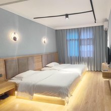 雲雾酒店(宜良花园街店)
