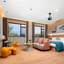 莱住酒店(洛阳龙门高铁站宝龙广场店)