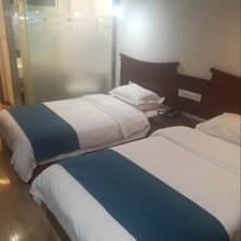 长春果果假日宾馆