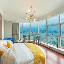 杭州亿隆公寓(星光大道金铂湾店)