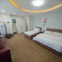 鑫诚宾馆(赤峰桥北金融物流港店)