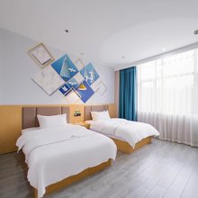 清镇鹏程酒店(杉杉奥特莱斯购物广场店)