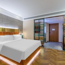 喆啡酒店(石家庄行唐龙州公园店)