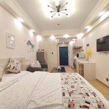 阿清公寓(昆明南站七彩云南第壹城店)