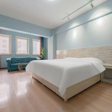 爱琴海酒店(许昌胖东来天使城店)