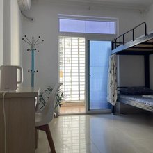 海口漫时光青旅民宿(海口市第九中学店)