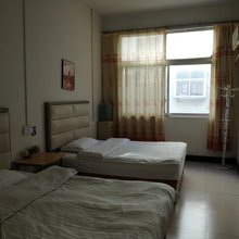 学府宾馆(新郑高坡岩郑州经贸学院店)