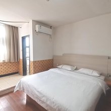 金途公寓(武昌火车站瑞安街店)