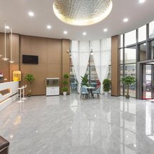 枫夏酒店(武汉武昌工学院店)