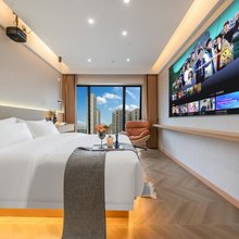 木之兮影音酒店(微电园地铁站店)