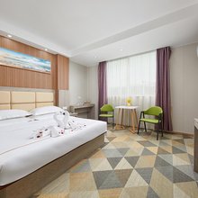 云松酒店(广州智慧城广百广场店)