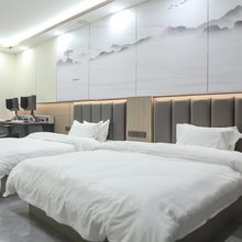 艾特云端电竞主题酒店