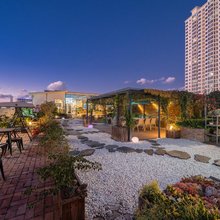 芙洛拉花园酒店(昆明呈贡斗南花市店)