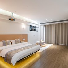 重庆BEAUTY·赛美江景公寓(南滨路店)