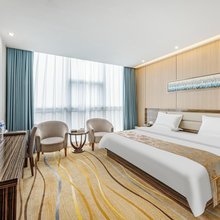 碧罗海酒店(江高商业步行街江高地铁站店)