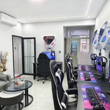 重庆80街忆江电竞民宿(南坪商业中心店)
