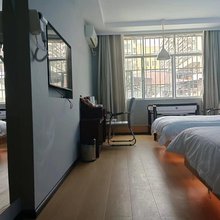 爱琴主题酒店(洪南路店)