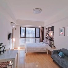 星空小屋民宿(大连机场万达店)