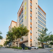 华悦云顶酒店(厦门北站店)