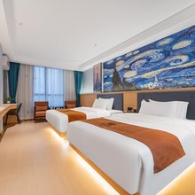 鑫龙酒店(英德桥头镇建设路店)