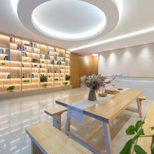 朴语山居酒店(宜春袁山公园店)