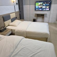 鸿辉电竞青年公寓