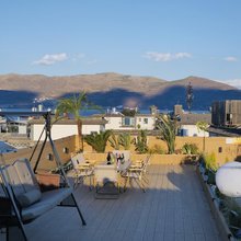 Coin逸泊海居·临海旅居丨屋顶酒吧丨见山望海观景民宿(才村店)