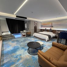 纳美酒店(珠海荔山时代广场店)